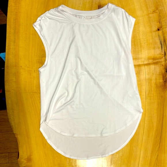 Fabletics dry-flex tunic tank - Picture 5 of 5